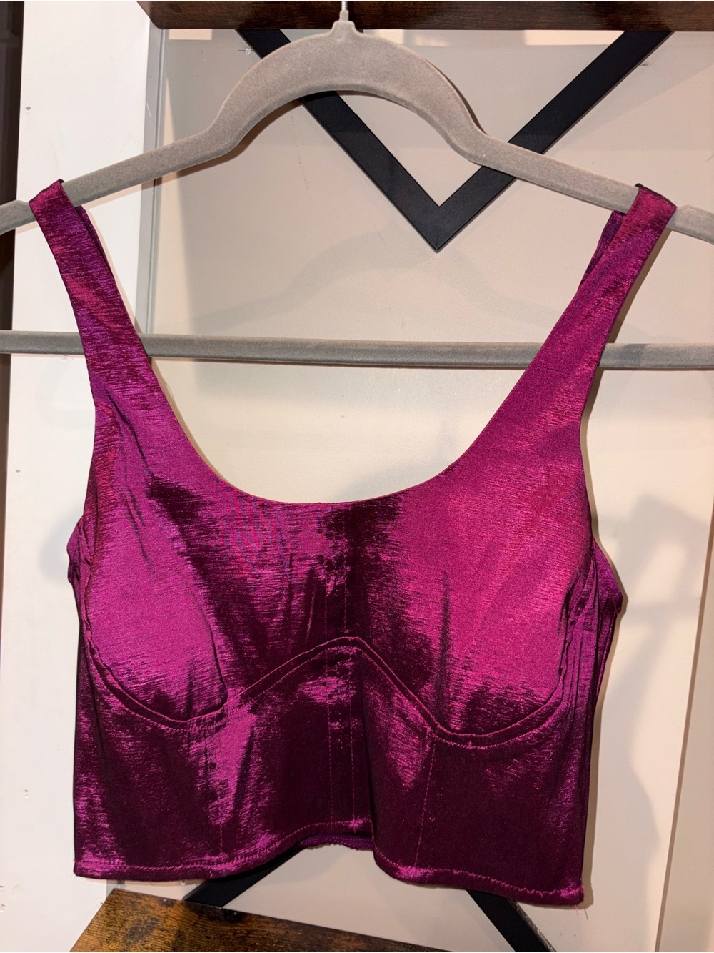 House of Harlow 1960 Shimmery Magenta Crop Top